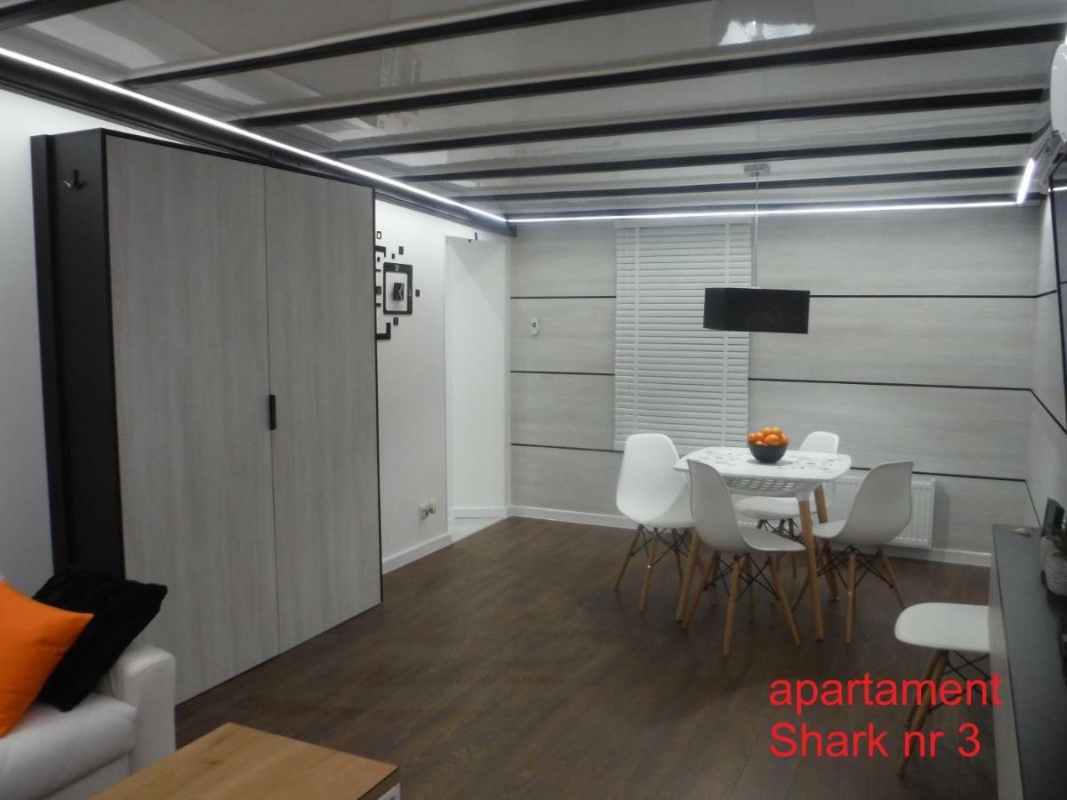 Apartamenty Shark ギジツコ エクステリア 写真