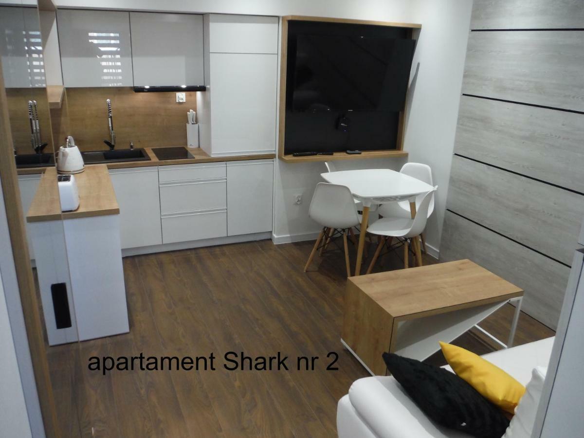 Apartamenty Shark ギジツコ エクステリア 写真