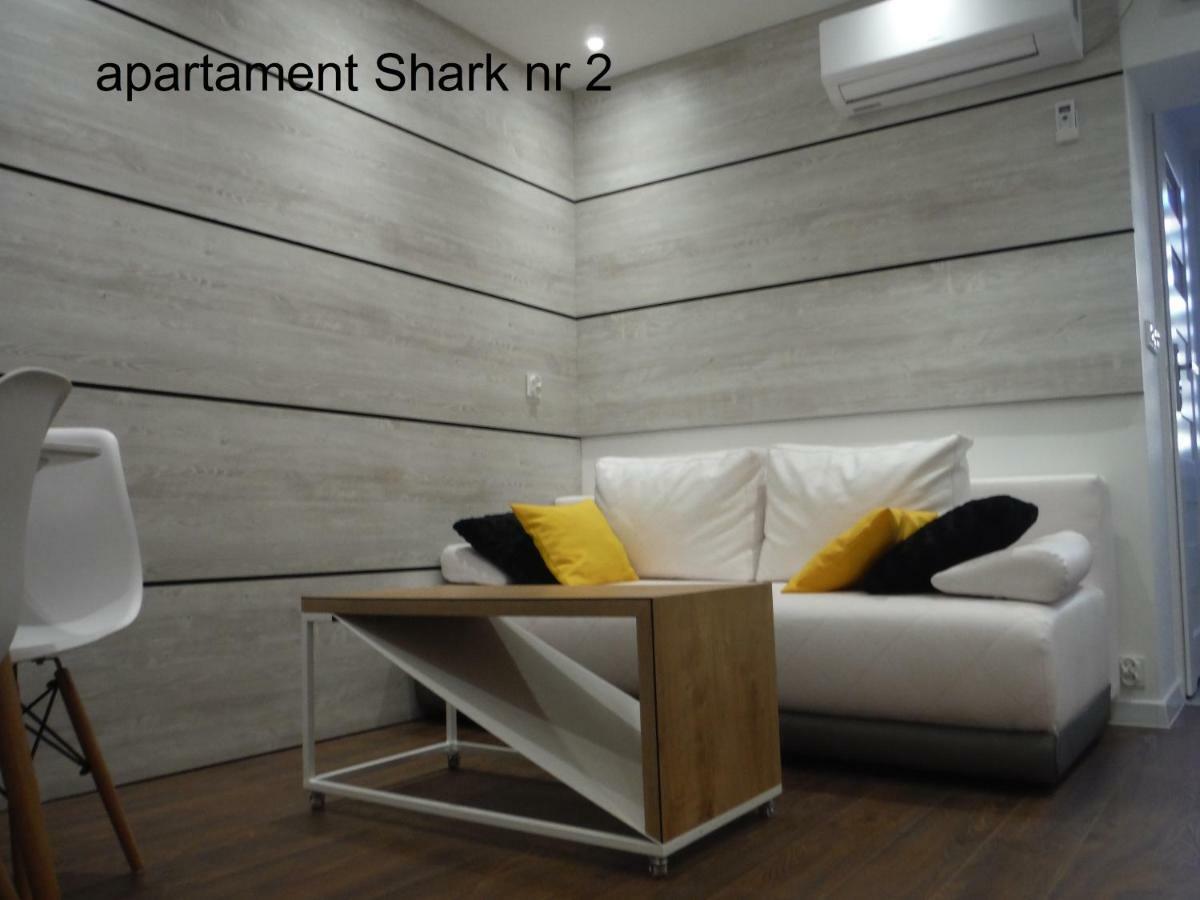 Apartamenty Shark ギジツコ エクステリア 写真