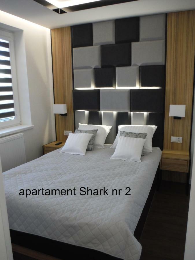 Apartamenty Shark ギジツコ エクステリア 写真