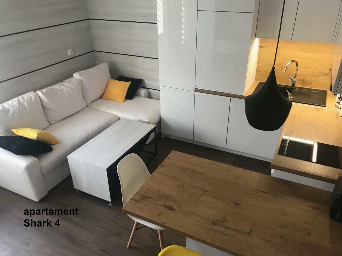 Apartamenty Shark ギジツコ エクステリア 写真
