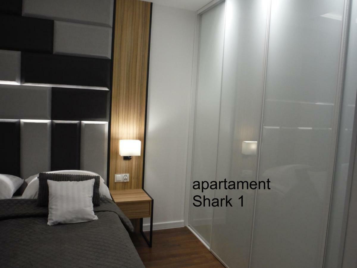 Apartamenty Shark ギジツコ エクステリア 写真